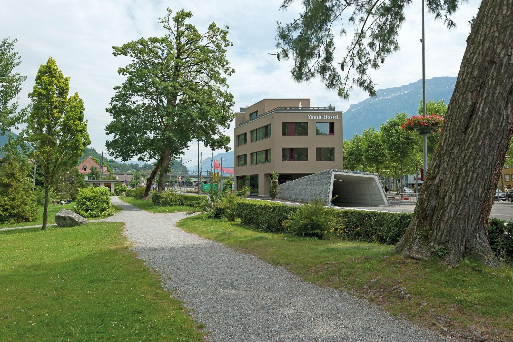 Interlaken Youth Hostel Exterior photo