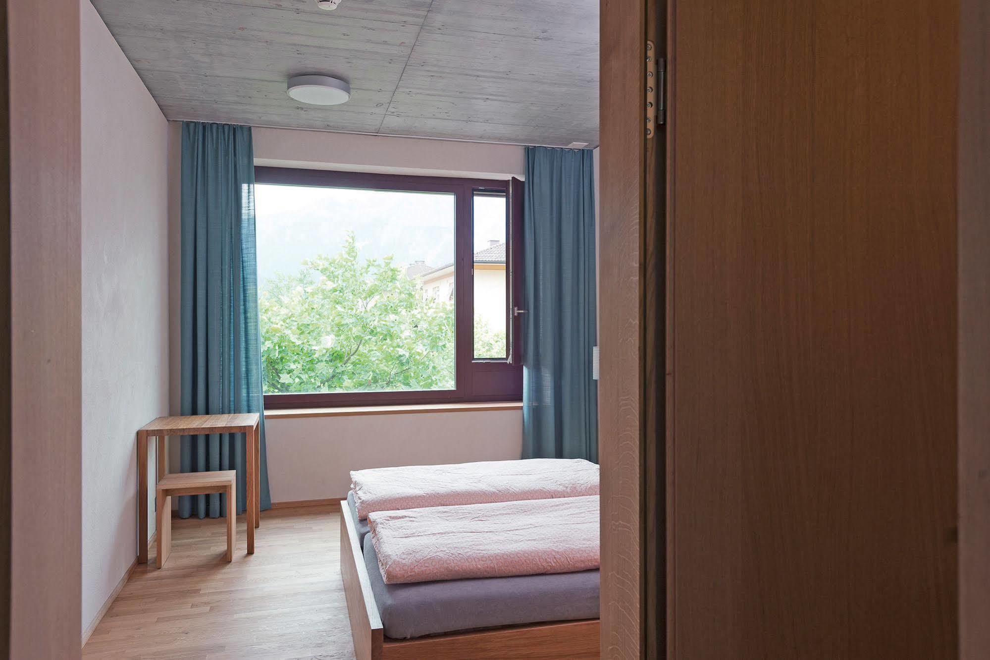 Interlaken Youth Hostel Exterior photo