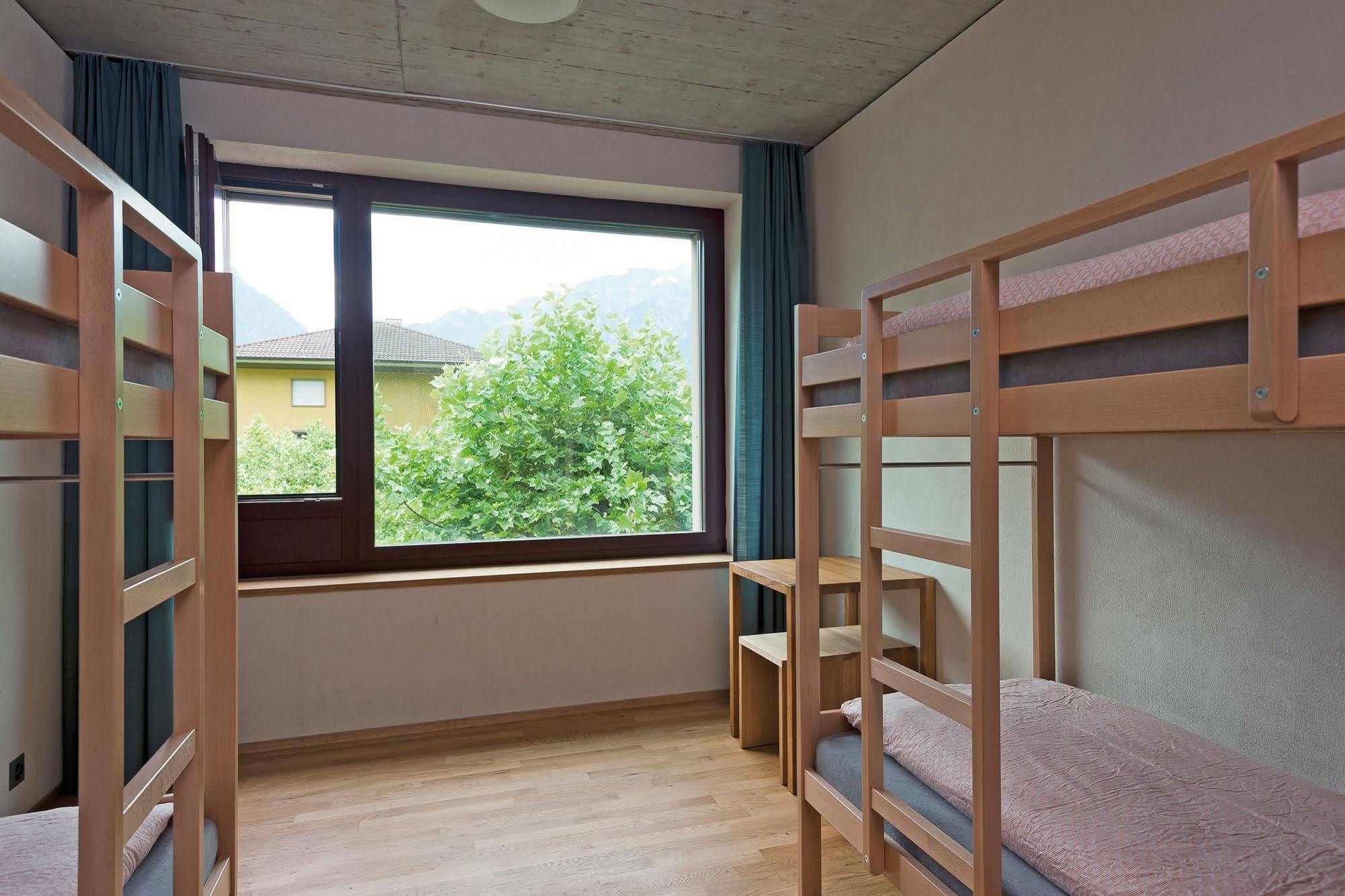 Interlaken Youth Hostel Exterior photo